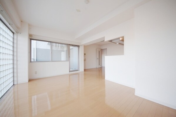 モンパルテの物件内観写真